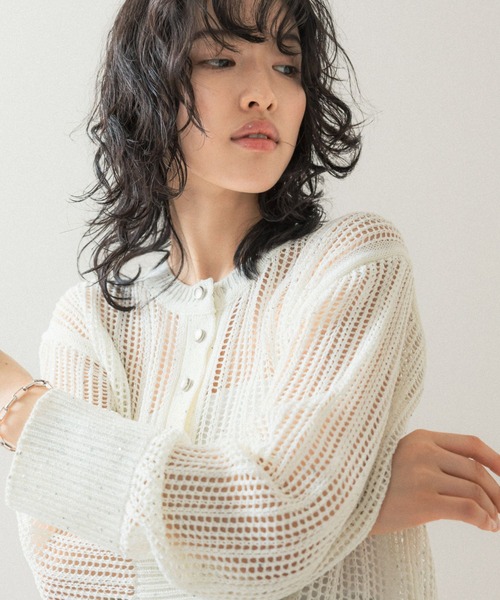 LEPSIM（レプシィム）の「【FOR I SERIES】スパンコールカーディガン　111504（カーディガン/ボレロ・レディース・イエロー/オフホワイト・FREE）」の7枚目の写真