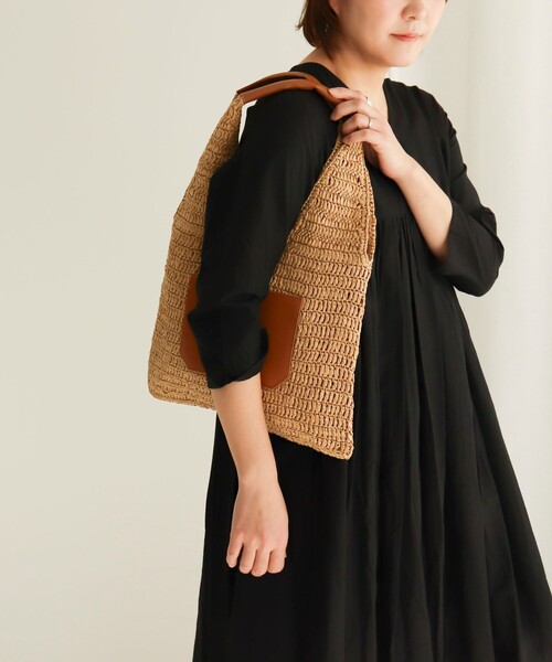 NOLLEY’S（ノーリーズ）の「ペーパークロシェトートバッグ（かごバッグ・レディース・ブラック/キャメル・FREE）」の16枚目の写真