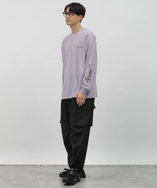 LAKOLE（ラコレ）の「フラワー袖プリント長袖T / 109216（Tシャツ/カットソー・メンズ・ラベンダー/ホワイト/ブラック・MEDIUM/LARGE）」の22枚目の写真
