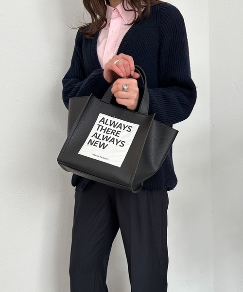 THEATRE PRODUCTS(シアタープロダクツ)の「SIGN BOARD レザーハンドバッグ(ハンドバッグ・レディース・ブラック・FREE)」の3枚目の写真