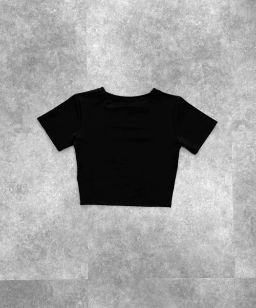 LVEU.(ラブユ.)の「【LVEU.】天竺クロップドTシャツ / トップス カットソー Tシャツ 天竺 クロップド ショート シンプル ブラック ホワイト ZOZOTOWN限定(Tシャツ/カットソー・レディース・ホワイト/ブラック・FREE)」の18枚目の写真