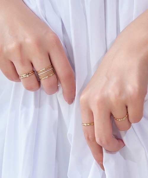 Phoebe(フィービィー)の「【金属アレルギー対応】2セットグレイングリッターリング(リング・レディース・シャンパン/イエローゴールド・FREE)」の7枚目の写真