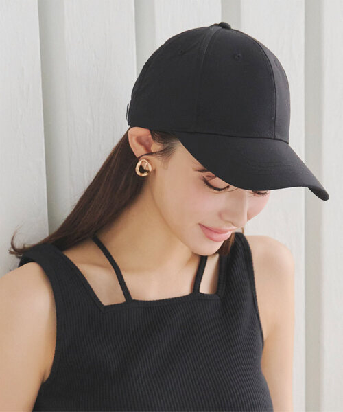 KOBE LETTUCE（コウベレタス）の「撥水加工 つば長めナイロンキャップ（キャップ・レディース・ブルー/アイボリー/ブラック・FREE）」の3枚目の写真