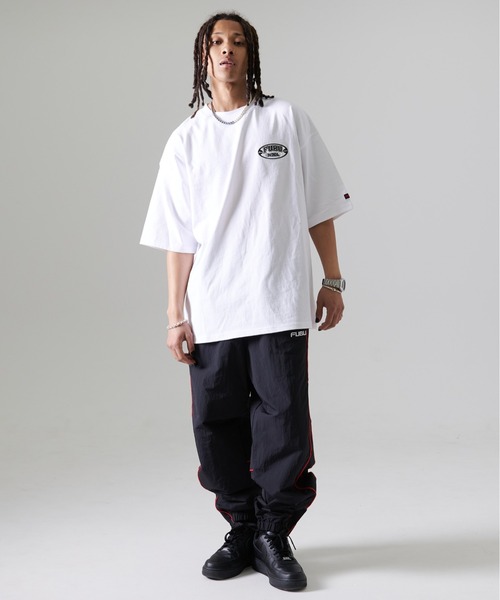 FUBU フブ ブランド ロゴ XXL 刺繍 ワンポイント アメカジ 半袖 Tシャツ ティーシャツ(Tシャツ/カットソー)|FUBU( フブ) FUBU フブ ブランド ロゴ XXL 刺繍 ワンポイント アメカジ 半袖 Tシャツ ティーシャツ(Tシャツ/カットソー)|FUBU( フブ)