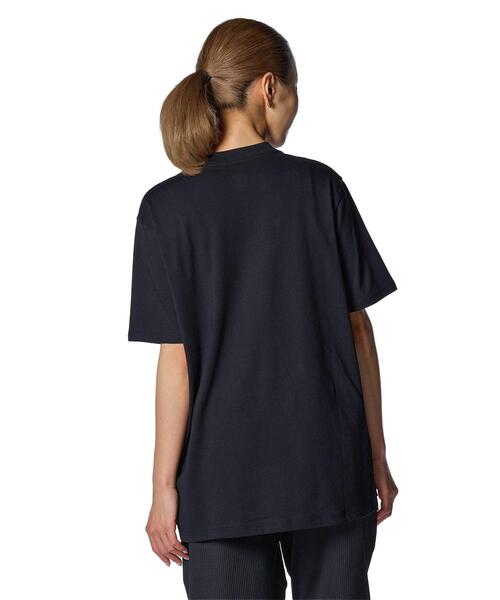 UNDER ARMOUR(アンダーアーマー)の「UAコットン オーバーサイズ ショートスリーブTシャツ(トレーニング/レディース)(Tシャツ/カットソー・レディース・ブラック・L/S/M/XL)」の2枚目の写真