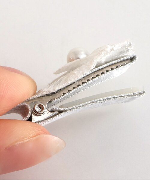 apres les cours(アプレレクール)の「ハート・お花モチーフヘアクリップセット(ヘアピン・キッズ・アイボリー/オフホワイト・FREE)」の10枚目の写真