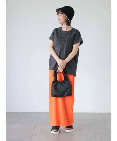 Lugnoncure(ルノンキュール)の「エンボスロゴTシャツ(Tシャツ/カットソー・レディース・グレー/チャコールグレー/オフホワイト/ミント・F)」の6枚目の写真