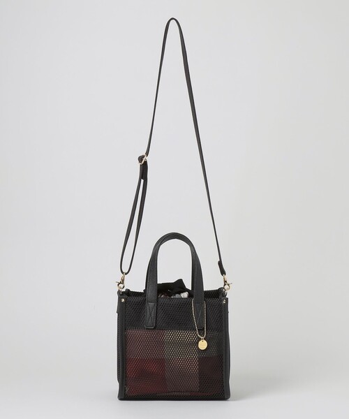 BLUE LABEL CRESTBRIDGE（ブルーレーベルクレストブリッジ）の