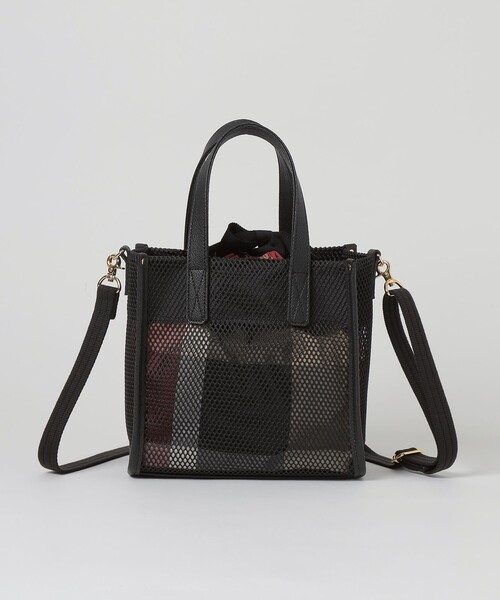 BLUE LABEL CRESTBRIDGE（ブルーレーベルクレストブリッジ）の