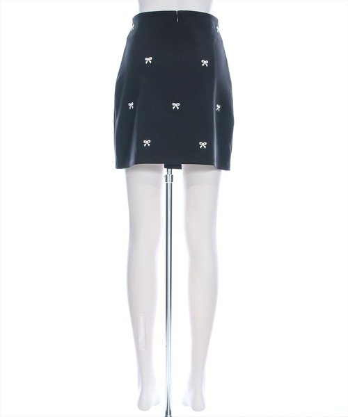 clear（クリア）の「リボン刺繍スカート［バレエコア ガーリー ショート丈 ミニ丈］≪再入荷≫（スカート・レディース・ブラック/アイボリー・M/S）」の6枚目の写真