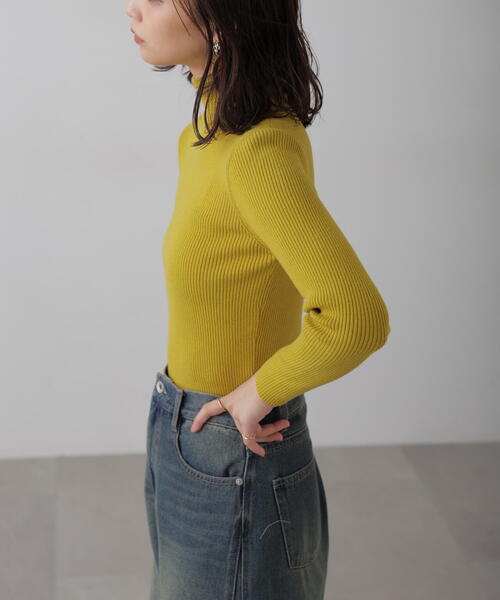 FREE'S MART(フリーズマート)の「◇タートルネックリブニット(ニット/セーター・レディース・ホワイト/ホワイト系その他/イエロー/オレンジ/ブラック/レッド/ブルー・FREE)」の9枚目の写真