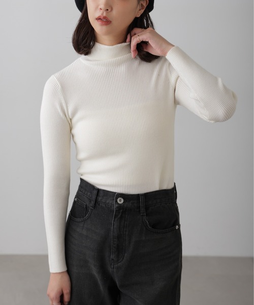 FREE'S MART(フリーズマート)の「◇タートルネックリブニット(ニット/セーター・レディース・ホワイト/ホワイト系その他/イエロー/オレンジ/ブラック/レッド/ブルー・FREE)」の2枚目の写真