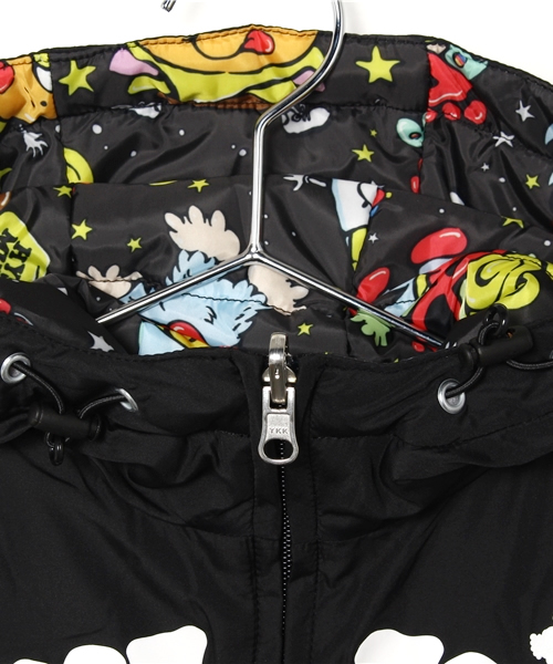 HYSTERIC MINI（ヒステリックミニ）の「BABY HUNGRY MONSTER WORLD with U リバーシブル ジャケット（ダウンジャケット/コート・キッズ・ブラック/ターコイズブルー/レッド・90）」の9枚目の写真