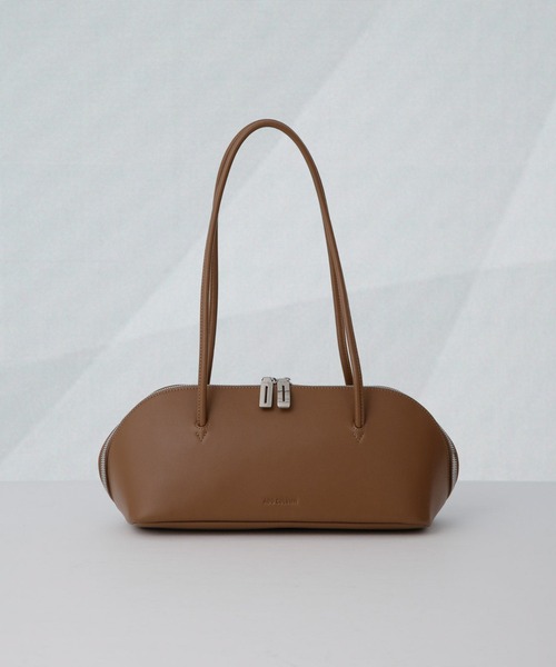 ADD CULUMN（アドカラム）の「ADD CULUMN/FIGRE BOSTON（ボストンバッグ・レディース・キャメル/ブラック・FREE）」の2枚目の写真