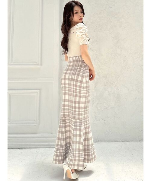 RESEXXY（リゼクシー）の「ショルダーオープンマーメイドニットワンピース（ワンピース・レディース・ブラック/アイボリー/ブルー・FREE）」の6枚目の写真