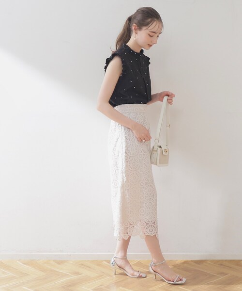 couture brooch（クチュールブローチ）の「◆【マシンウォッシャブル】ドット刺繍ブラウス（シャツ/ブラウス・レディース・ブルー系5/ブラック系・36/42/38）」の5枚目の写真