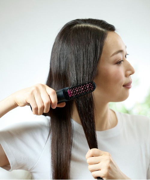 【美品】ヤーマンスムースアイロンブラシ 保水ヘアアイロンシリーズからコードレス×ブラシ型アイロン登場