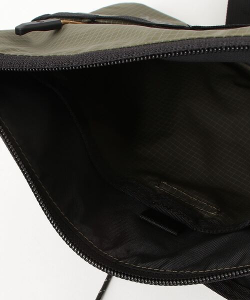 GREGORY(グレゴリー)の「サコッシュAL SACOCHE AL カーキ(ショルダーバッグ・メンズ・カーキ・ONE SIZE)」の3枚目の写真