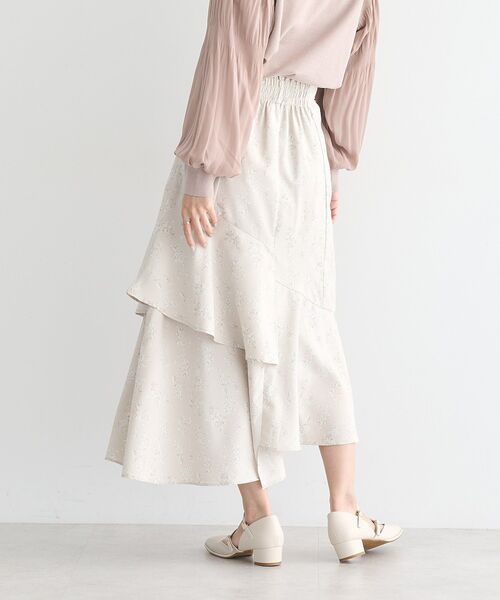 earth music&ecology（アースミュージックアンドエコロジー）の「フラワーアシメティアードスカート（スカート・レディース・サックスブルー/ブラック/ベージュ・M/S）」の16枚目の写真