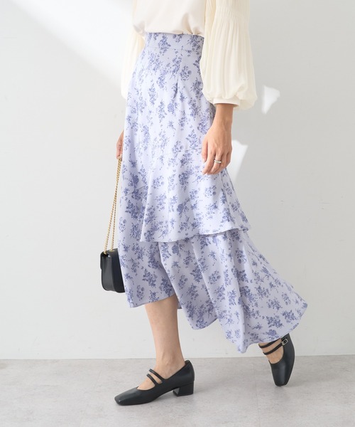 earth music&ecology（アースミュージックアンドエコロジー）の「フラワーアシメティアードスカート（スカート・レディース・サックスブルー/ブラック/ベージュ・M/S）」の5枚目の写真