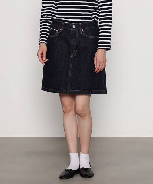 THE SHINZONE(ザ シンゾーン)の「THE SHINZONE | DENIM MINI SKIRT WOMEN(デニムスカート・レディース・ブラック/ブルー系その他・36/34)」の13枚目の写真