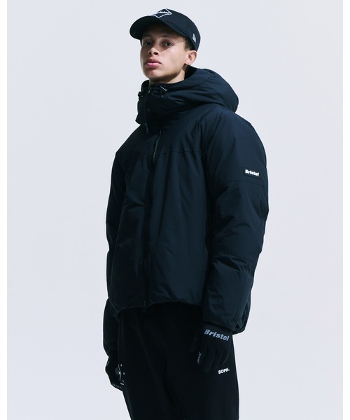 F.C.Real Bristol（エフシーレアルブリストル）の「DOWN HOODED JACKET（ダウンジャケット/コート・メンズ・カーキ/ブラック・X-LARGE/LARGE/MEDIUM/SMALL/XX-LARGE）」の3枚目の写真