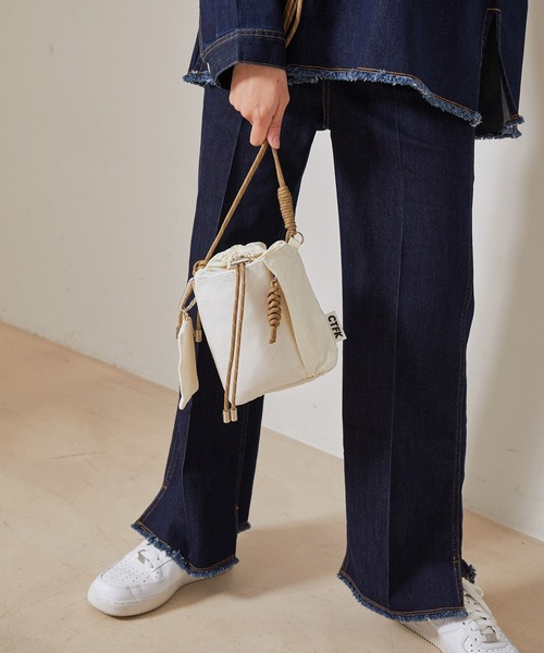 CONTROL FREAK / CTFK(コントロールフリーク)の「【CONTROL FREAK×NERGY】メッシュ切替ナイロンハンディショルダーバッグ(ショルダーバッグ・レディース・オフホワイト/ブルー/ブラック・FREE)」の2枚目の写真