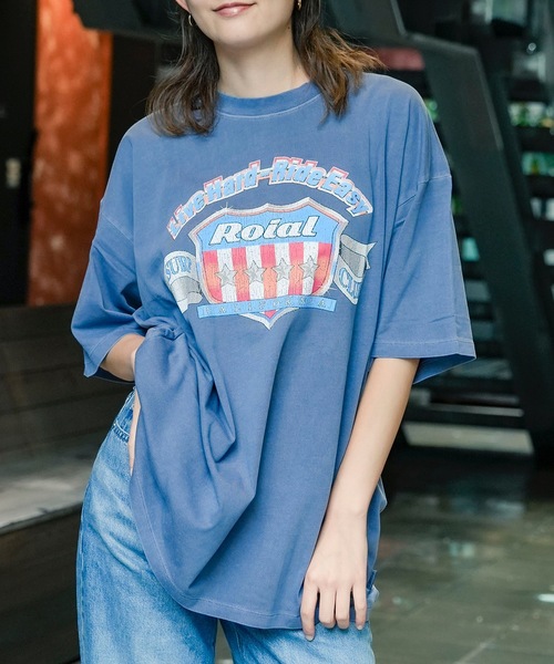 roial(ロイアル)の「DESIGN TEE/ROIAL(ロイアル)スタンダードサイジングヴィンテージライクプリント半袖カットソー(Tシャツ/カットソー・メンズ・ネイビー/ブラック/グレー・MEDIUM/LARGE/X-LARGE)」の1枚目の写真