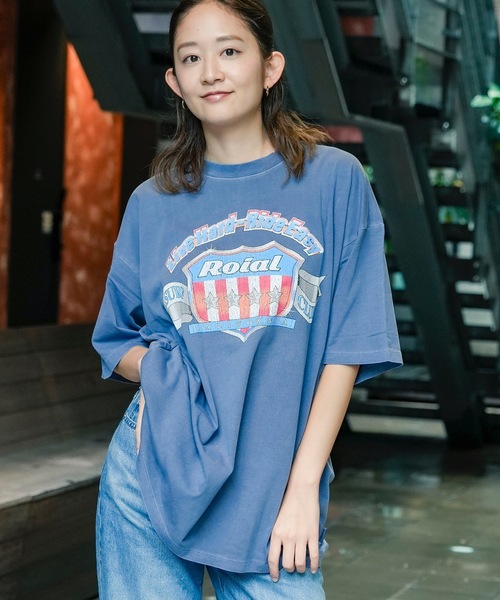 roial(ロイアル)の「DESIGN TEE/ROIAL(ロイアル)スタンダードサイジングヴィンテージライクプリント半袖カットソー(Tシャツ/カットソー・メンズ・ネイビー/ブラック/グレー・MEDIUM/LARGE/X-LARGE)」の7枚目の写真