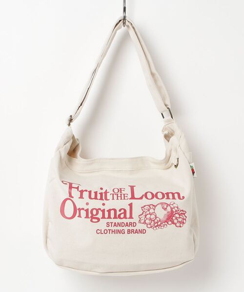 FRUIT OF THE LOOM(フルーツオブザルーム)の「FRUIT OF THE LOOM / FTL NEWSPAPER BAG / 80677900(ショルダーバッグ・レディース・レッド/ベージュ/ブラック/サックスブルー/イエロー・ONESIZE)」の6枚目の写真