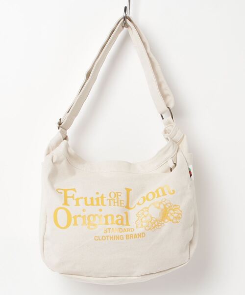 FRUIT OF THE LOOM(フルーツオブザルーム)の「FRUIT OF THE LOOM / FTL NEWSPAPER BAG / 80677900(ショルダーバッグ・レディース・レッド/ベージュ/ブラック/サックスブルー/イエロー・ONESIZE)」の7枚目の写真