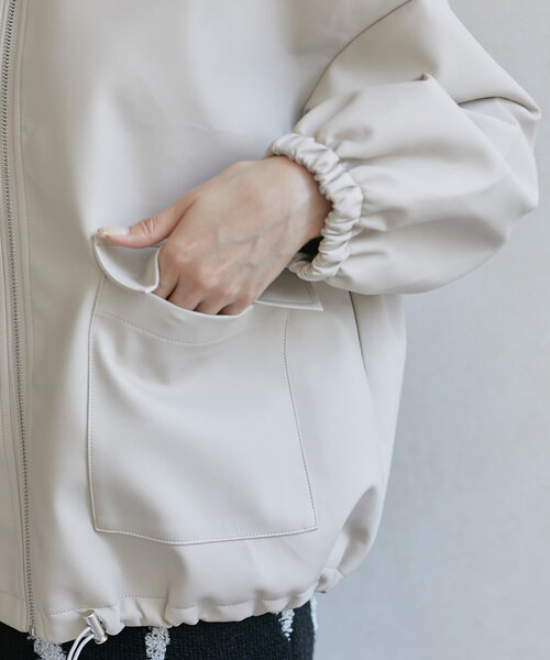 Thevon（ゼボン）の「合皮ステンカラードロストブルゾン（ブルゾン・レディース・アイボリー/ブラック/ブラウン・FREE）」の13枚目の写真