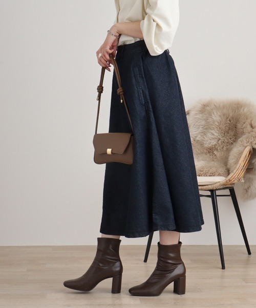 atONE(アットワン)の「8.5ozフレアデニムスカート(デニムスカート・レディース・ネイビー/ワンウォッシュ・M/L/3L/LL)」の11枚目の写真
