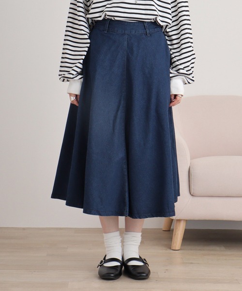 atONE(アットワン)の「8.5ozフレアデニムスカート(デニムスカート・レディース・ネイビー/ワンウォッシュ・M/L/3L/LL)」の5枚目の写真