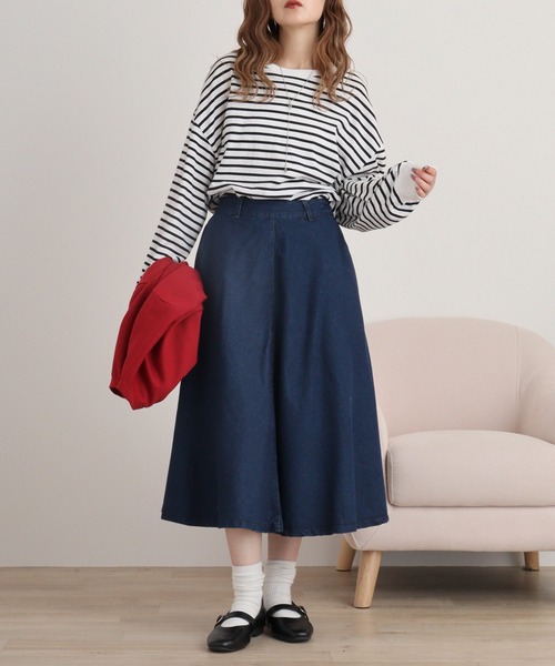 atONE(アットワン)の「8.5ozフレアデニムスカート(デニムスカート・レディース・ネイビー/ワンウォッシュ・M/L/3L/LL)」の3枚目の写真