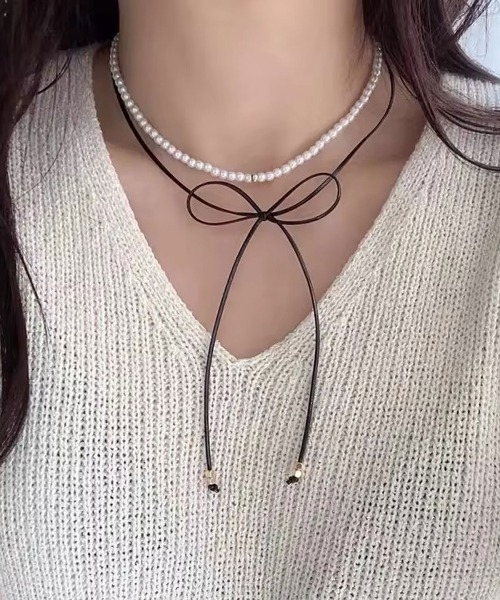 ammy.（エイミードット）の「【 ammy. / エイミードット 】 リボンコード × ビーズ チョーカー ネックレス（ネックレス・レディース・ブラック/シルバー・FREE）」の4枚目の写真