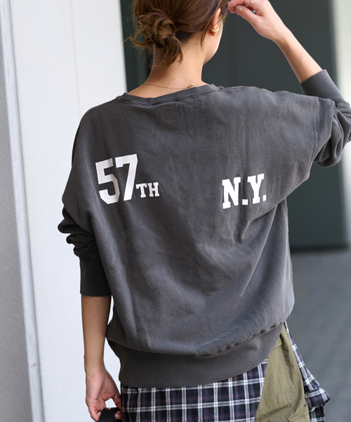 JOURNAL STANDARD relume(ジャーナルスタンダード レリューム)の「【HOLIDAYS COMFORT】VINTAGEカコウロゴスウェット(スウェット・レディース・サックスブルー/ブラック系その他/ライトグレー/ピンク・FREE)」の2枚目の写真