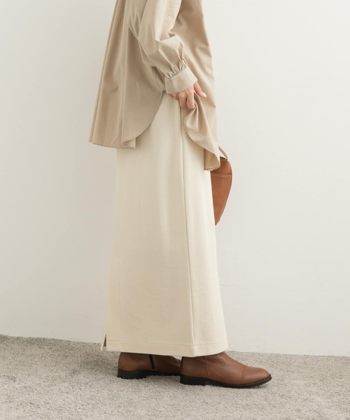 URBAN RESEARCH DOORS（アーバンリサーチドアーズ）の「ダンボールニットストレートスカート（スカート・レディース・ブラック/ホワイト系その他・MEDIUM/SMALL）」の15枚目の写真