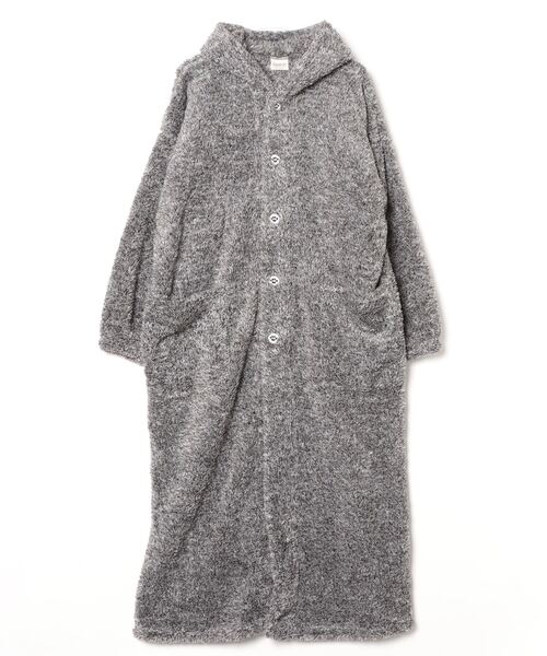 PEANUTS（ピーナッツ）の「PEANUTS SNOOPY（ピーナッツ スヌーピー）キャラクターぼあもこボアフリースシャギー起毛くるまろん/フードパーカー/着る毛布/ブランケット（ガウン/バスローブ・レディース・チャコールグレー/オフホワイト・M）」の3枚目の写真