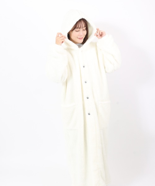 PEANUTS（ピーナッツ）の「PEANUTS SNOOPY（ピーナッツ スヌーピー）キャラクターぼあもこボアフリースシャギー起毛くるまろん/フードパーカー/着る毛布/ブランケット（ガウン/バスローブ・レディース・チャコールグレー/オフホワイト・M）」の11枚目の写真