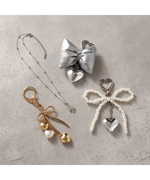 BREEZE（ブリーズ）の「ぷっくりリボンチャーム（チャーム・キッズ・シルバー・FREE）」の2枚目の写真