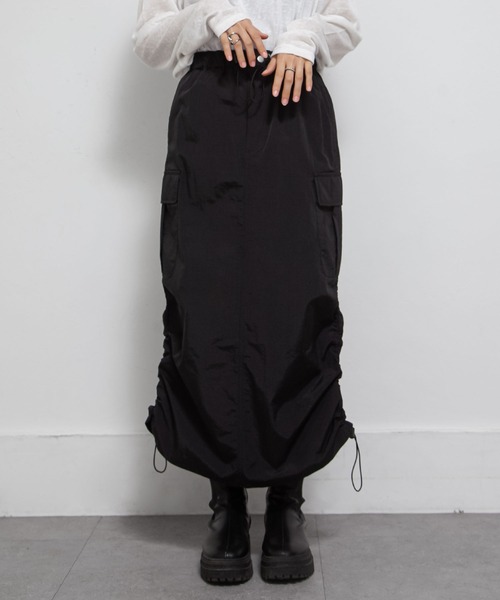 Chillfar(チルファー)の「ドロストギャザーカーゴスカート(スカート・レディース・ブラック/カーキ/チャコール・FREE)」の5枚目の写真