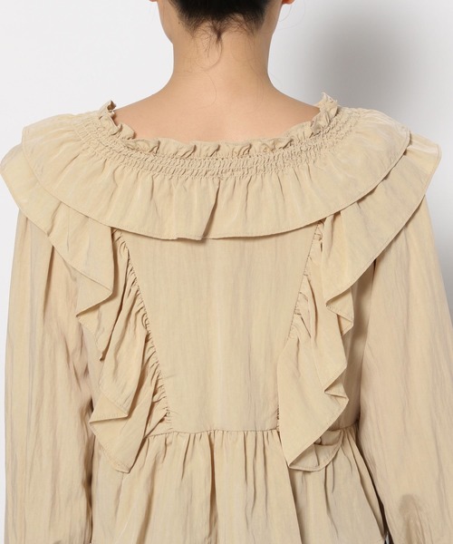 mysty woman（ミスティウーマン）の「ボリュームフリルブラウス　289332（シャツ/ブラウス・レディース・オフホワイト/ブラック/ベージュ・FREE）」の15枚目の写真