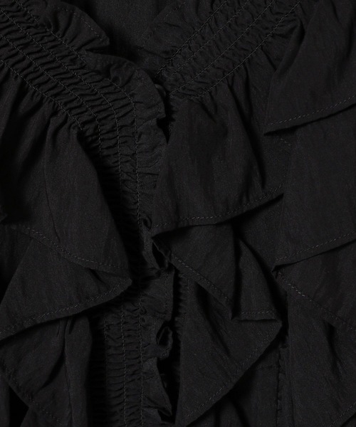 mysty woman（ミスティウーマン）の「ボリュームフリルブラウス　289332（シャツ/ブラウス・レディース・オフホワイト/ブラック/ベージュ・FREE）」の17枚目の写真