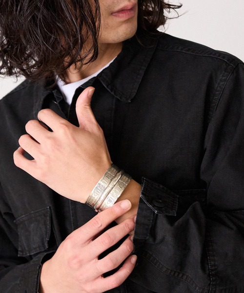 Adawat'n Tuareg(アダワットトゥアレグ)の「Adawat'n Tuareg/アダワット トゥアレグ Assif(アシフ川) バングル(バングル/リストバンド・メンズ・シルバー・FREE)」の21枚目の写真