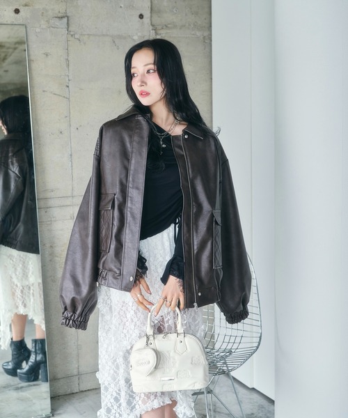 ANDGEEBEE(アンジービー)の「UNISEX フェイクレザーキルティングブルゾン(ブルゾン・レディース・ダークブラウン/ブラック・FREE)」の14枚目の写真