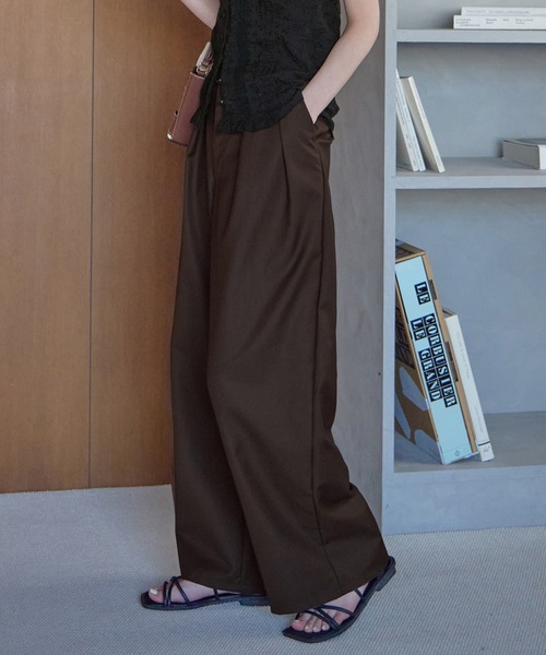 CHAN ME（チャンミ）の「【新色追加】タックボリュームワイドスラックス（スラックス・レディース・ブラック/チャコールグレー/ライトグレー/ベージュ/ネイビー/ブラウン・SMALL/MEDIUM/LARGE/X-LARGE/X-SMALL）」の4枚目の写真