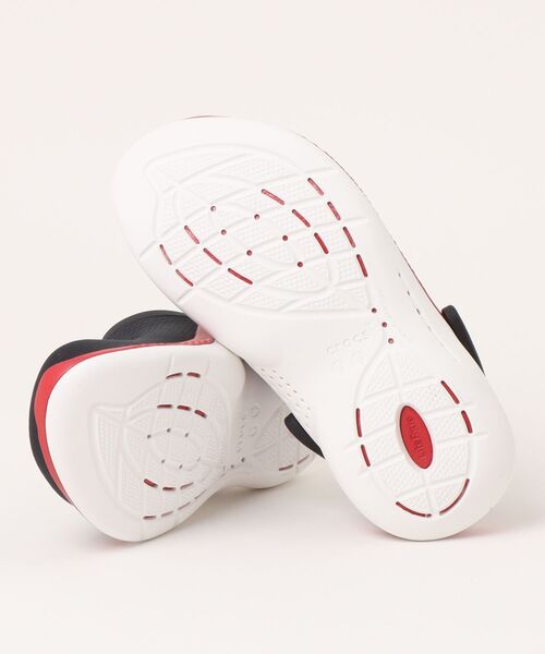 crocs（クロックス）の「【crocs】 LiteRide 360 Clog（サンダル・レディース・ブラック/ネイビー・23.0cm/24.0cm）」の4枚目の写真