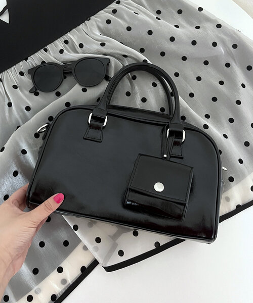 prose verse（プロズヴェール）の「ミニポーチ付きボストンバッグ（ボストンバッグ・レディース・ブラック/アイボリー・FREE）」の2枚目の写真