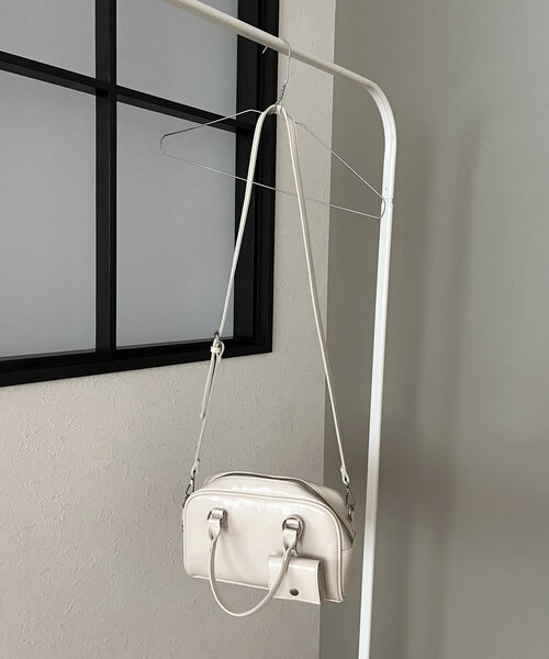 prose verse（プロズヴェール）の「ミニポーチ付きボストンバッグ（ボストンバッグ・レディース・ブラック/アイボリー・FREE）」の8枚目の写真